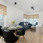 Apartment Modern With Parking And Balcony Near The Center By Renters *