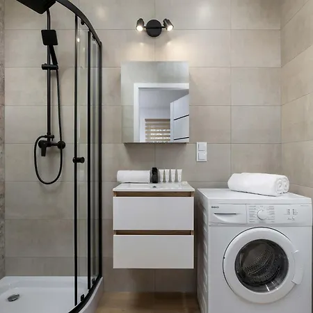 Apartament Modern With Parking And Balcony Near The Center By Renters Katowice