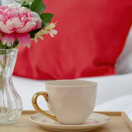 Modern With Parking And Balcony Near The Center By Renters Apartament Katowice