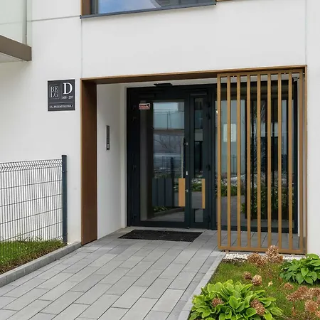 Modern With Parking And Balcony Near The Center By Renters Apartament Katowice