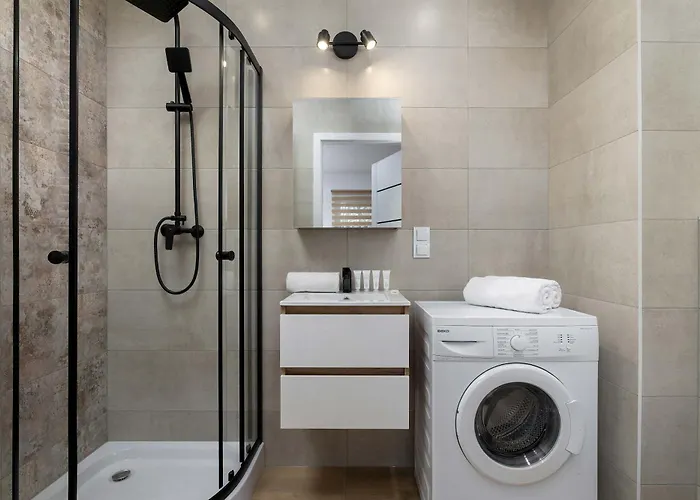 דירה Modern With Parking And Balcony Near The Center By Renters קטוביץ