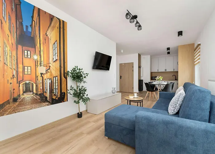 Modern With Parking And Balcony Near The Center By Renters Lägenhet *